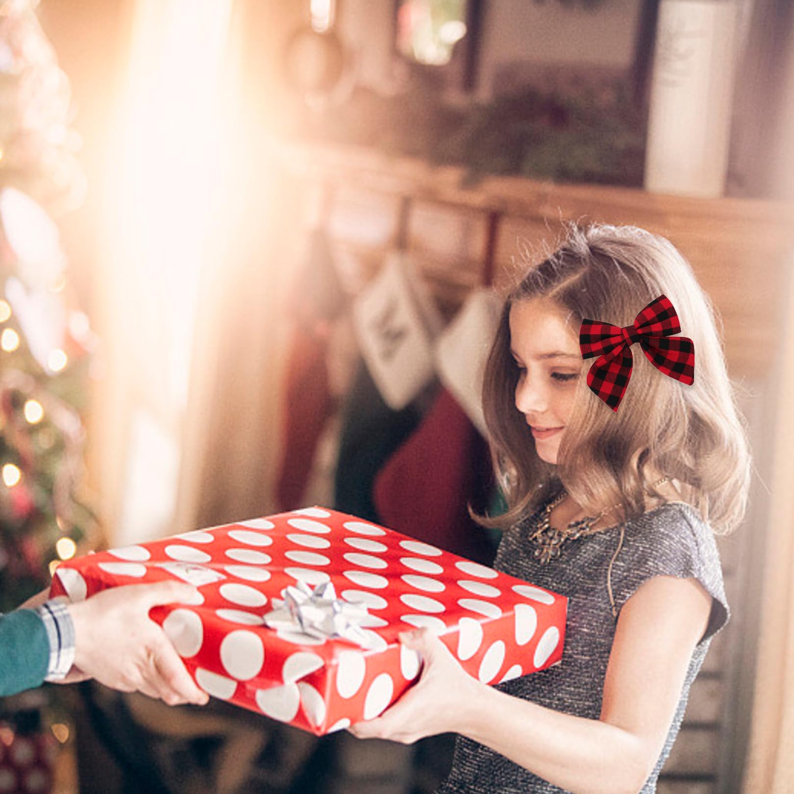 Pejlnd gift-ready Christmas hair bows pack makes a thoughtful seasonal gift