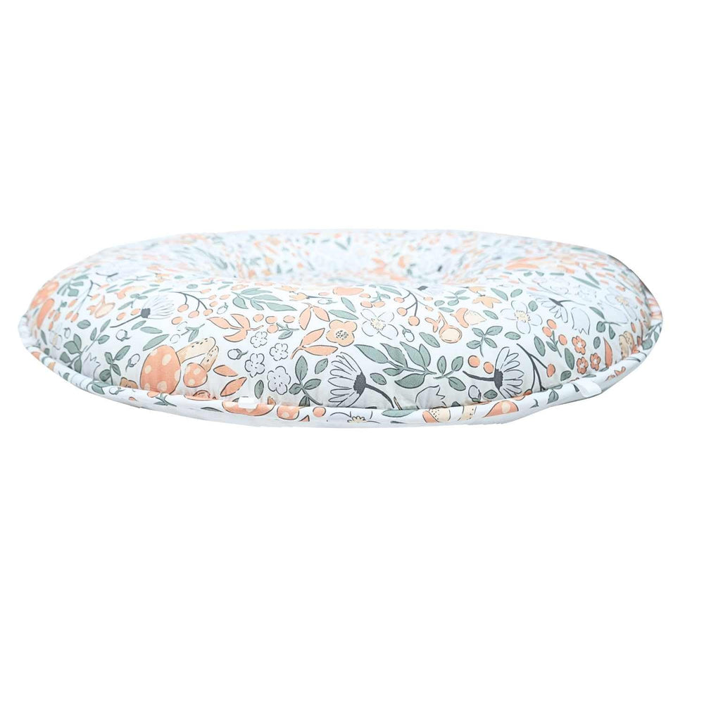 Pello in use as a floor cushion—secure and portable lounging