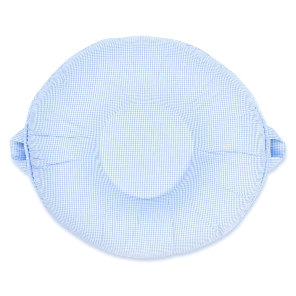 Pello Tommy floor cushion close-up shows cozy seating support during playtime.