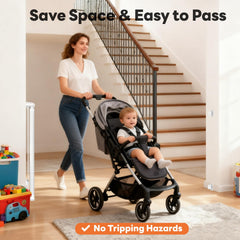 Peluasua gate shown in action with one-handed operation for parents multitasking.