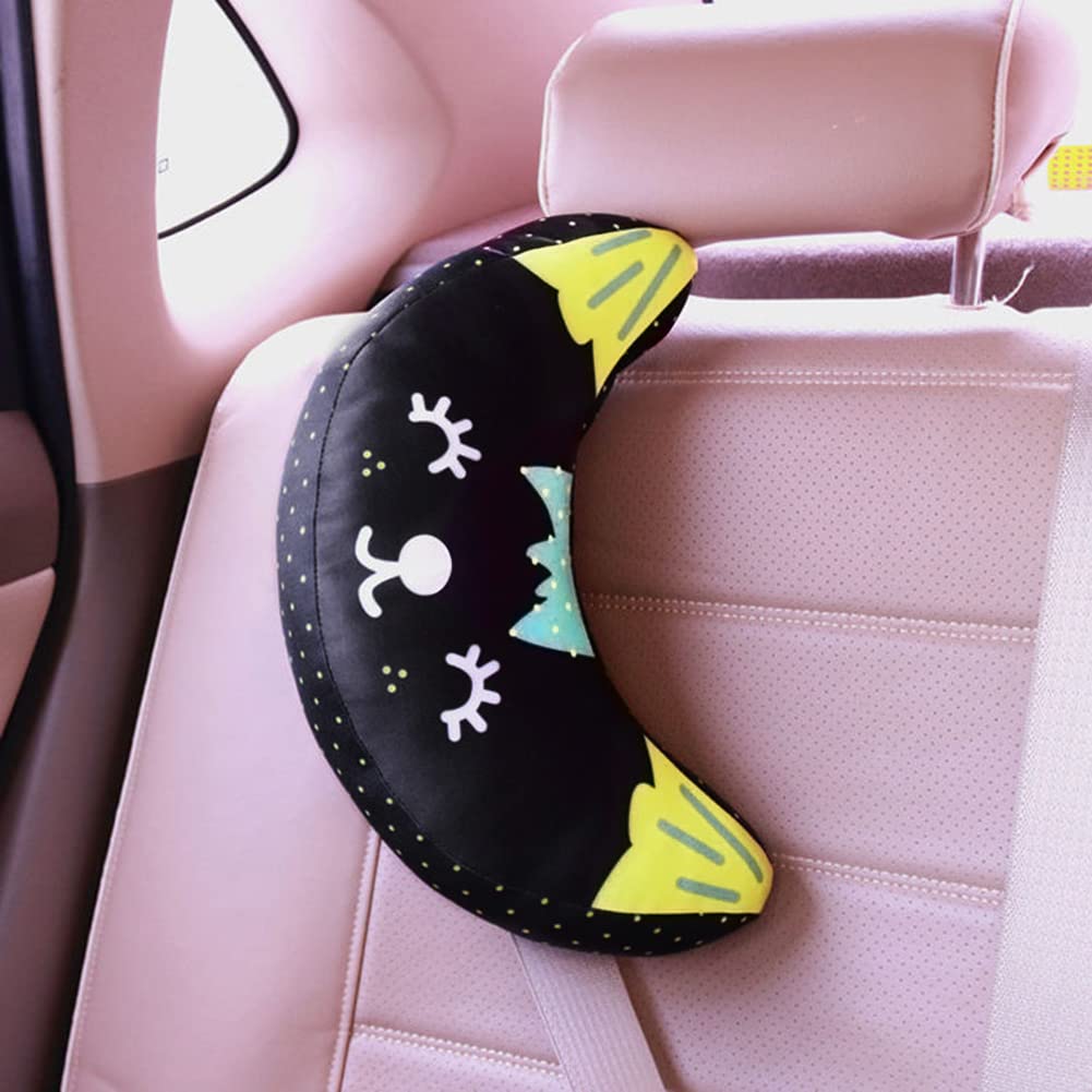 PENINSULA LOVE in-car use emphasizes secure fit and nap-ready comfort.