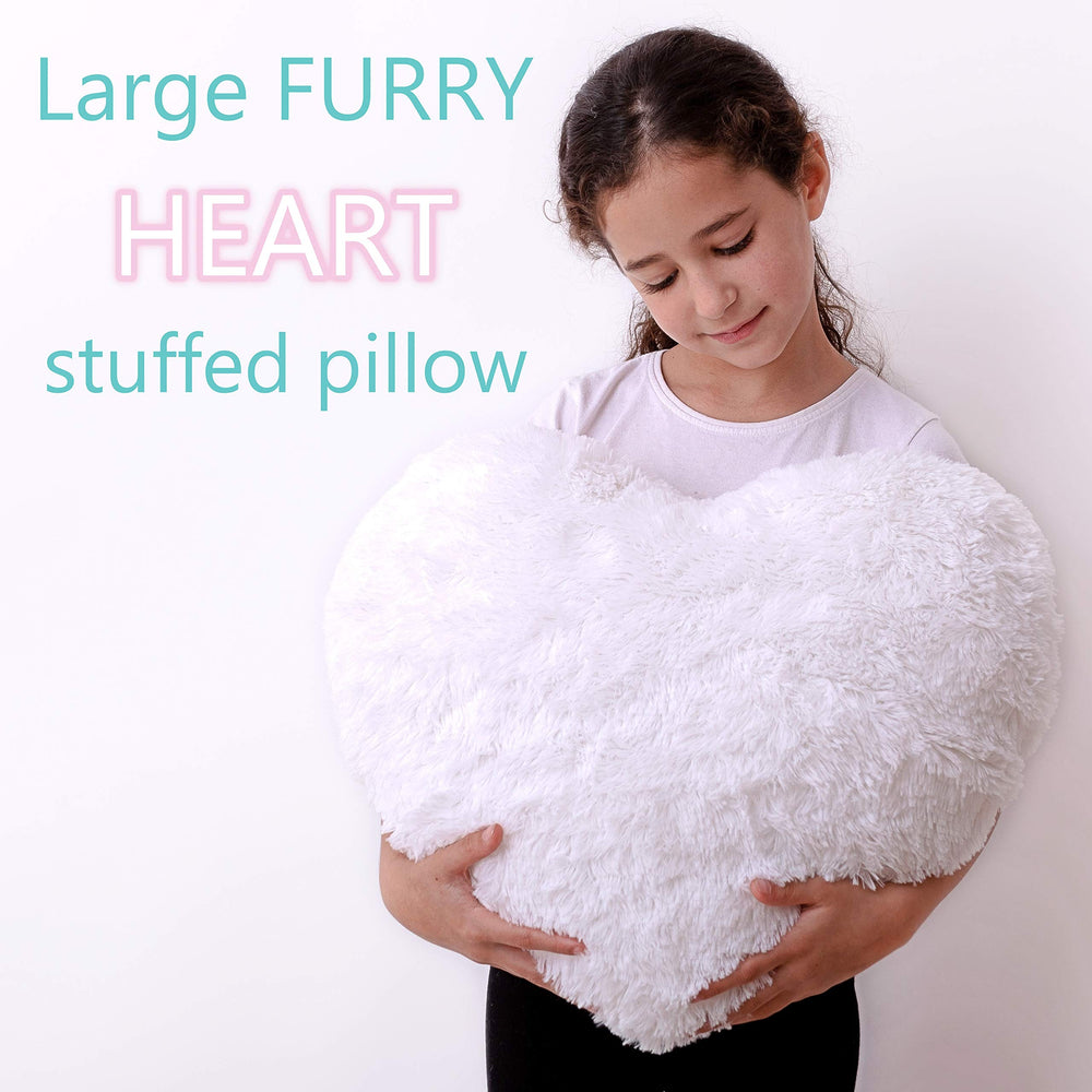Perfectto Design decorative pillow set enhances a girl's bedroom decor with playful charm.