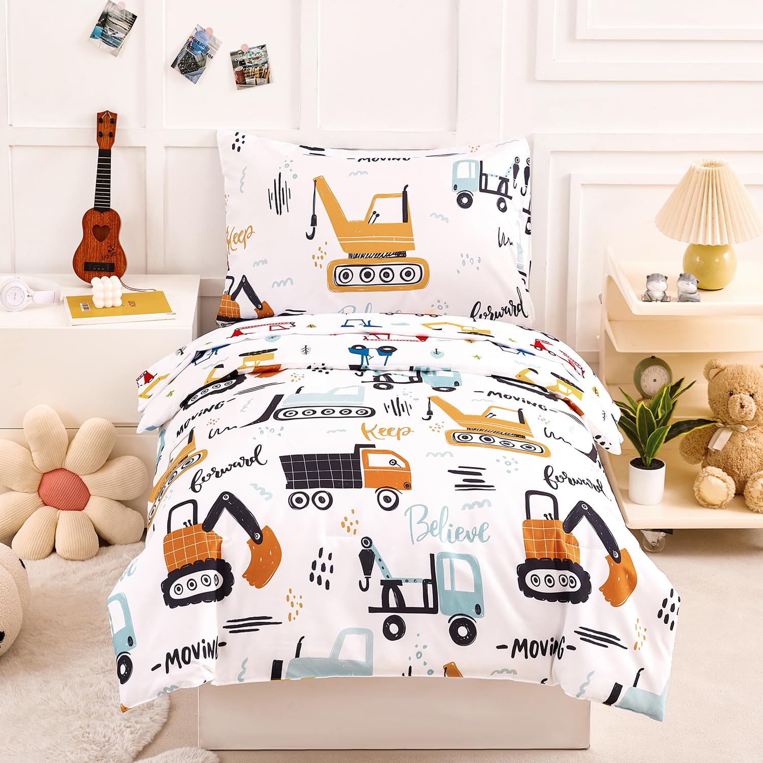 PERFEMET car-printed toddler comforter offers cozy bedtime fun with cars
