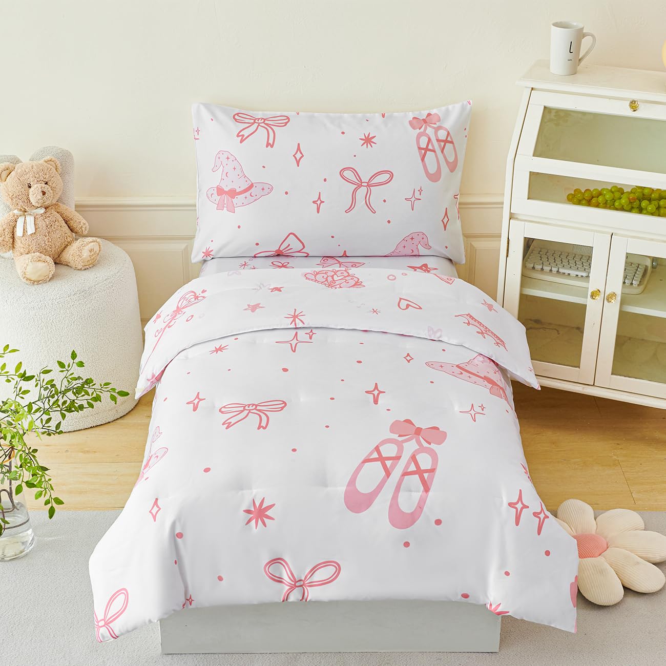 PERFEMET bow comforter toddler pink front view promotes cozy toddler sleep.