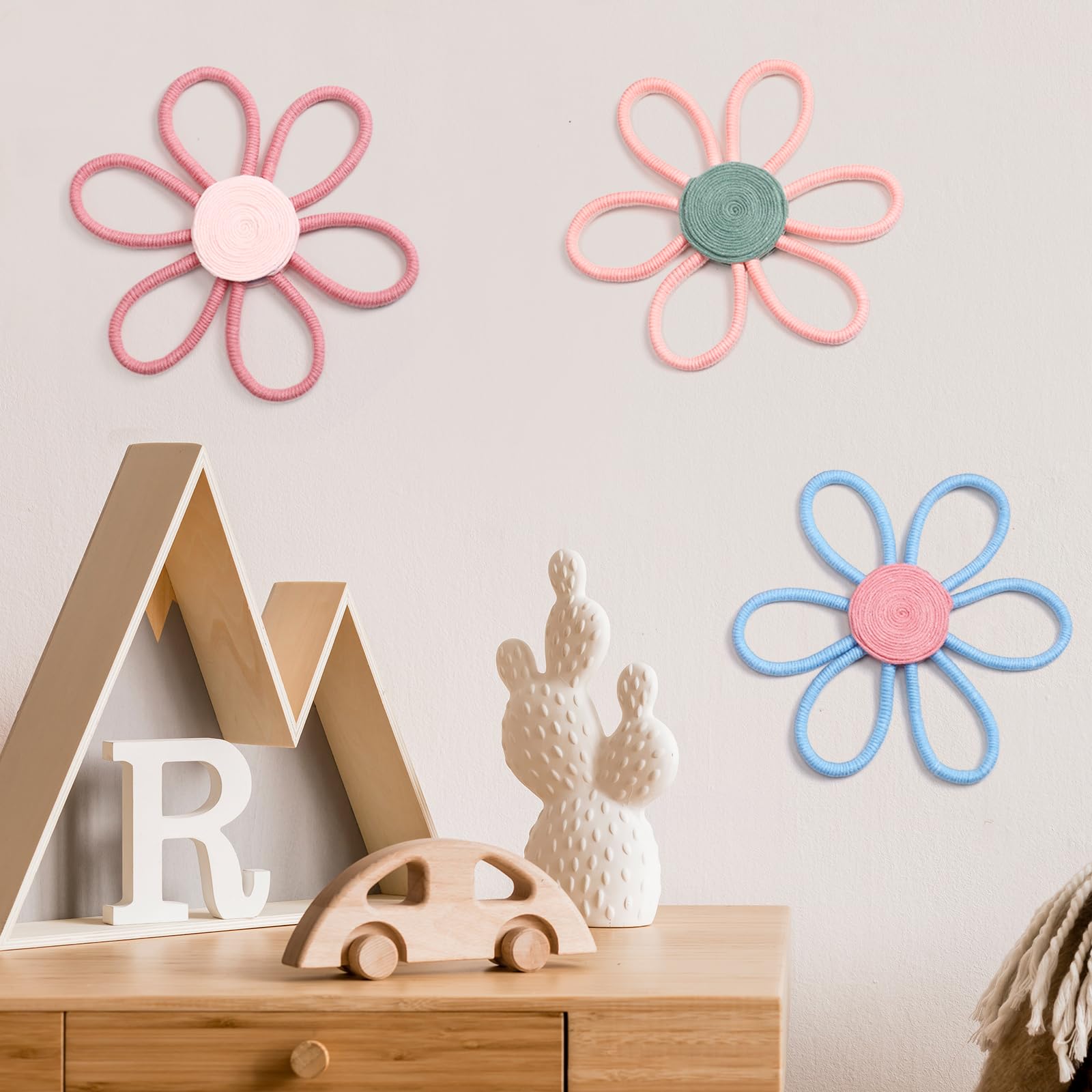 Peryiter cotton rope wall decor daisy emphasizes natural, safe materials