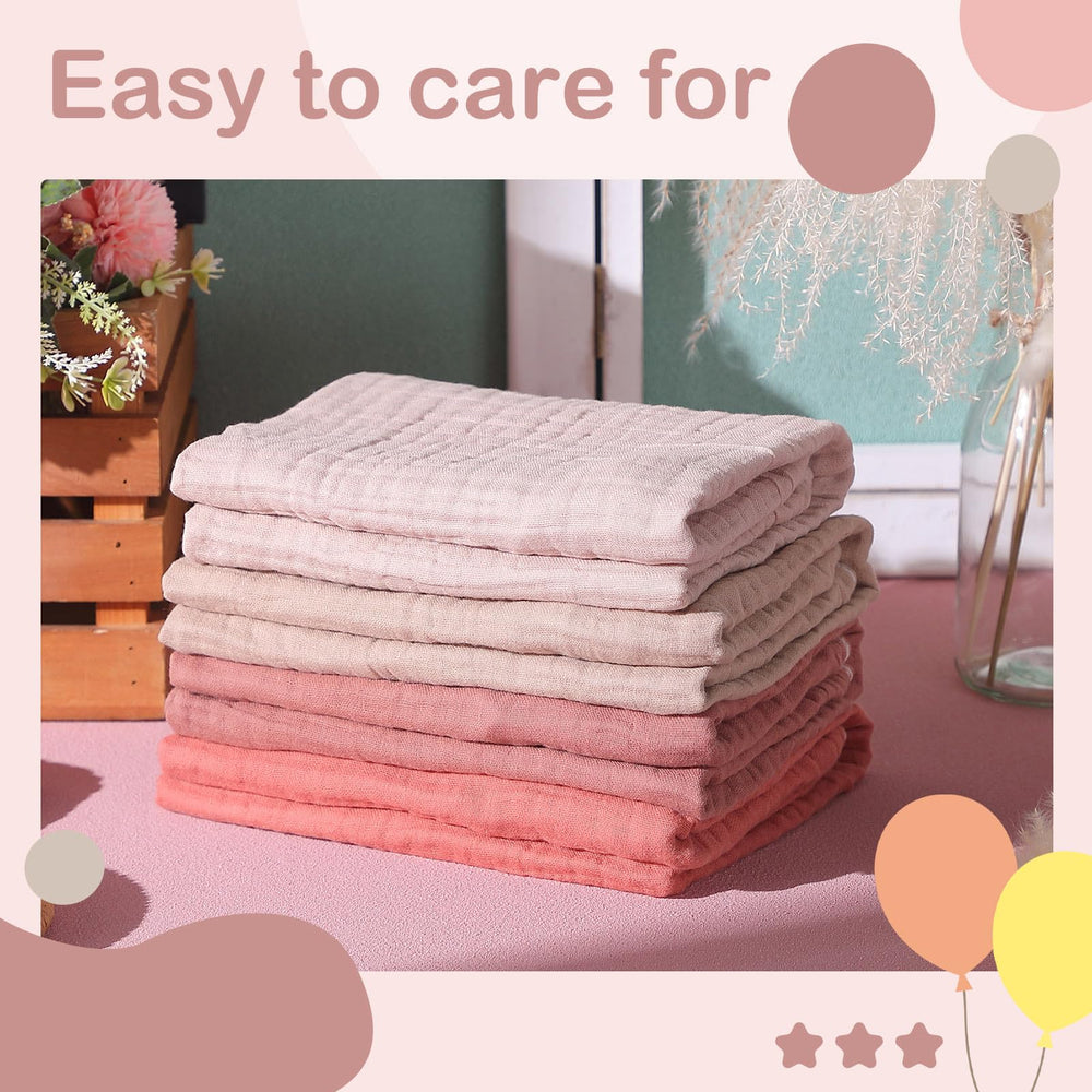 Peryiter muslin towel close-up highlighting soft touch and machine-washable fabric