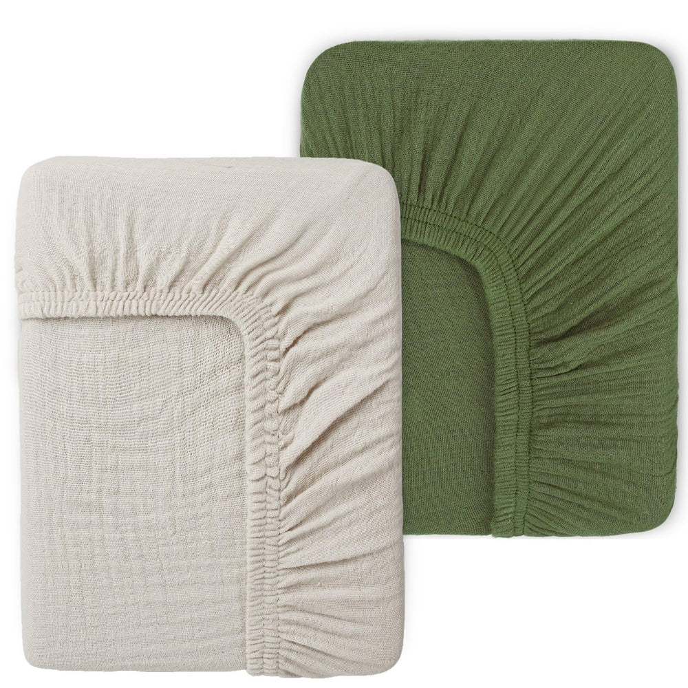 Pet Rejoir 9-inch deep-pocket design keeps the sheet smooth.