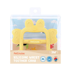PETINUBE ergonomic wrist teether highlights comfortable wear during playtime.