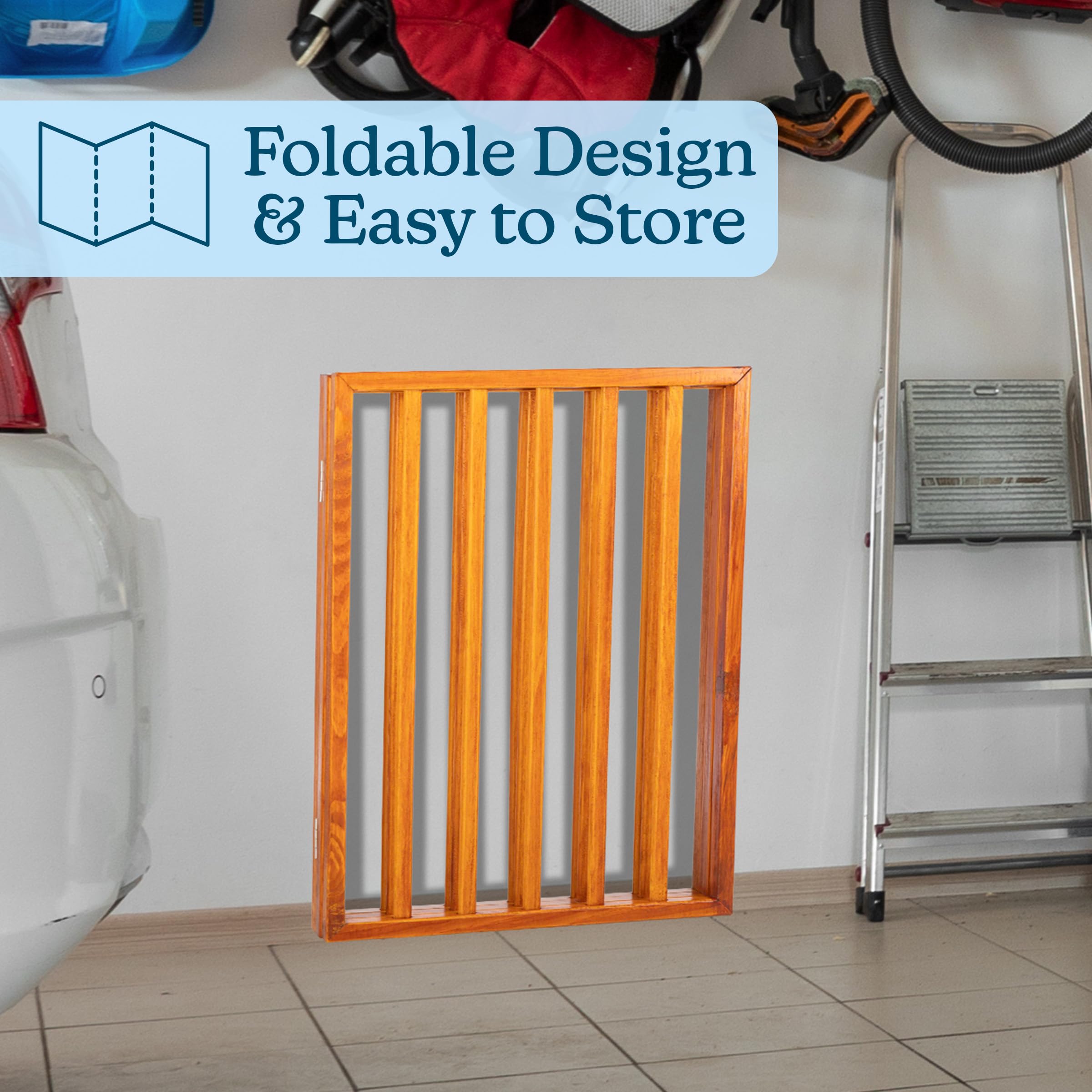PETMAKER accordion-design gate folds compactly for easy storage and travel.