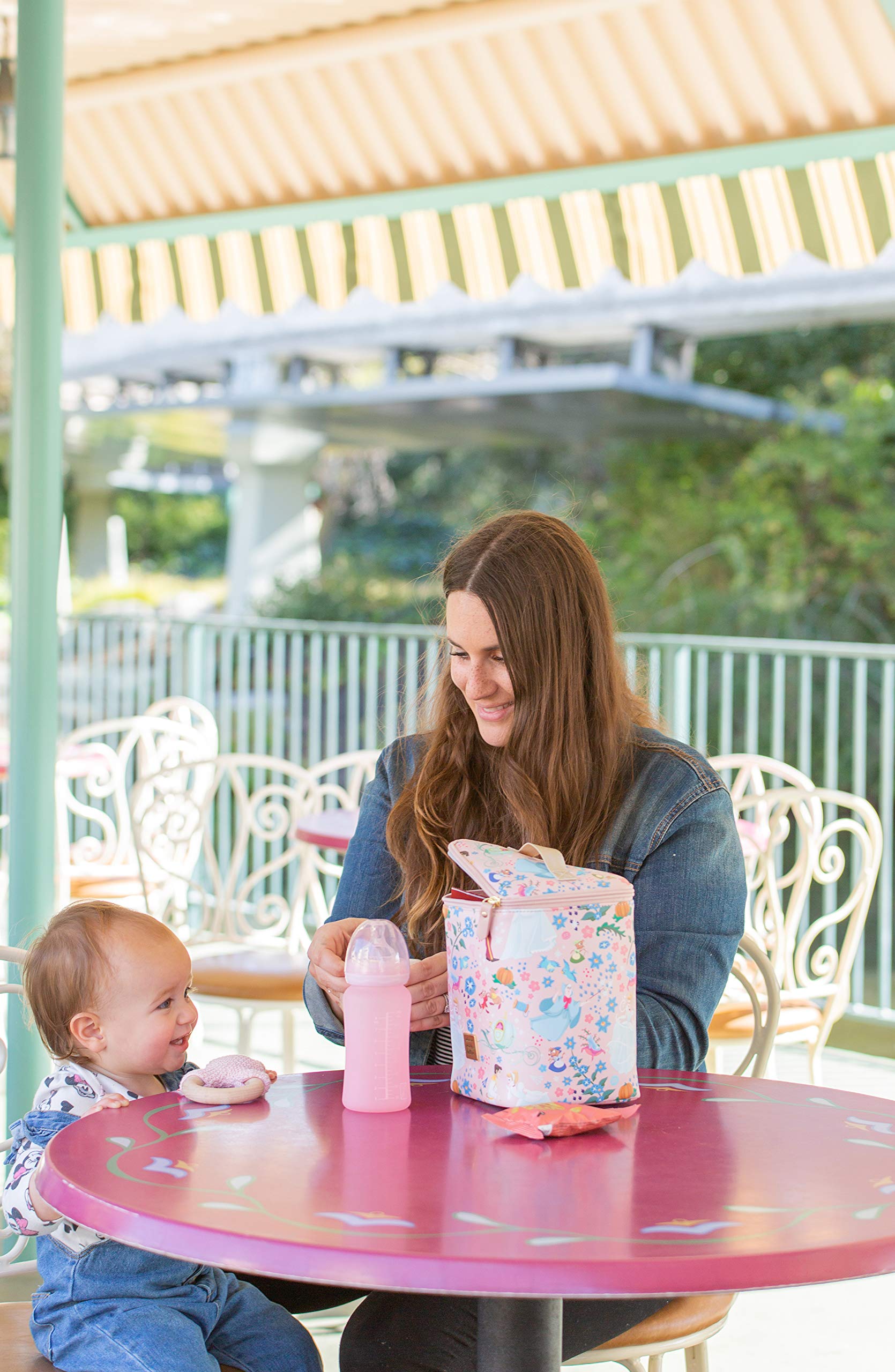 Petunia Pickle Bottom Cinderella Cooler Snack Organizer stays neatly arranged during daily outings