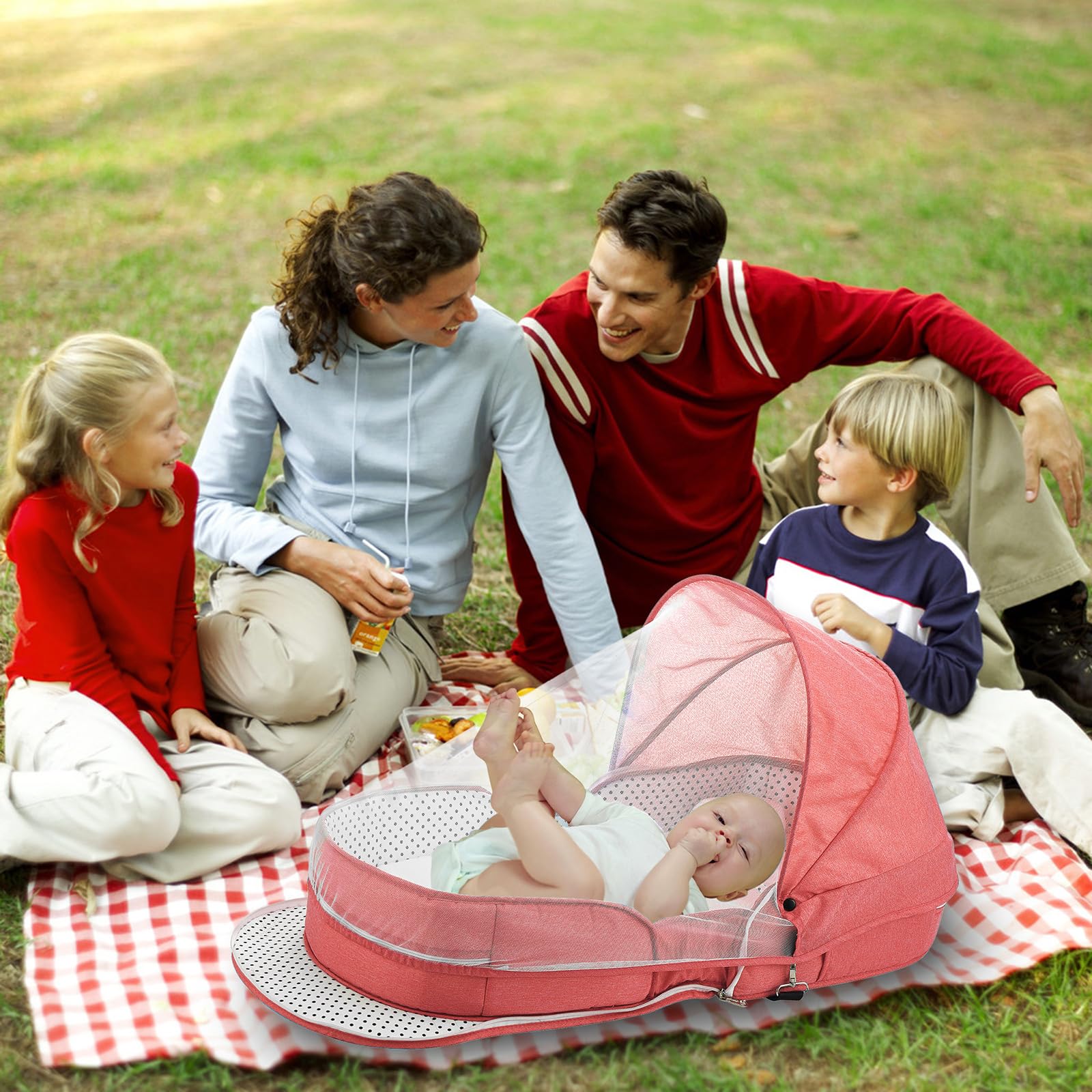 PGONEEE baby travel bassinet breathable mesh keeps baby airy and comfortable.