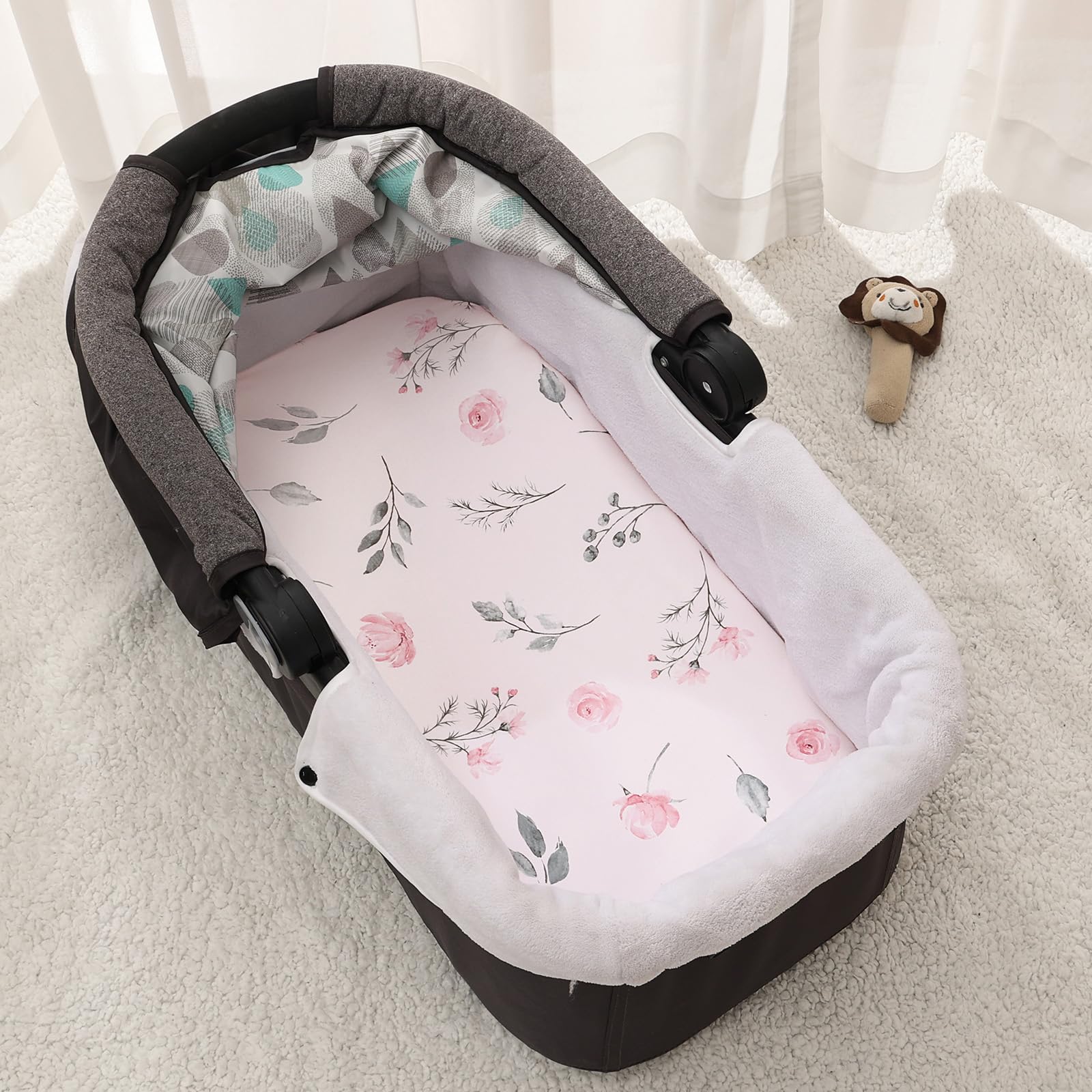 PHF bassinet sheets are easy care machine washable and quick drying.