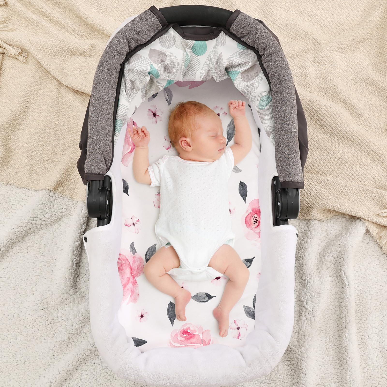 PHF bassinet sheet closeup reveals 100% microfiber softness and gentle touch.