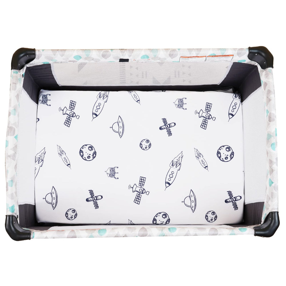PHF sheet with deep-pocket elastic demonstrates secure stay-put feature.