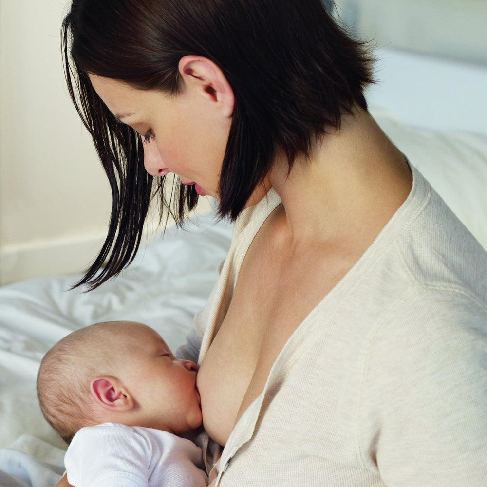 Philips Avent Classic Nipple slow-flow compatibility with Classic+ bottles for easy bottle-swaps.
