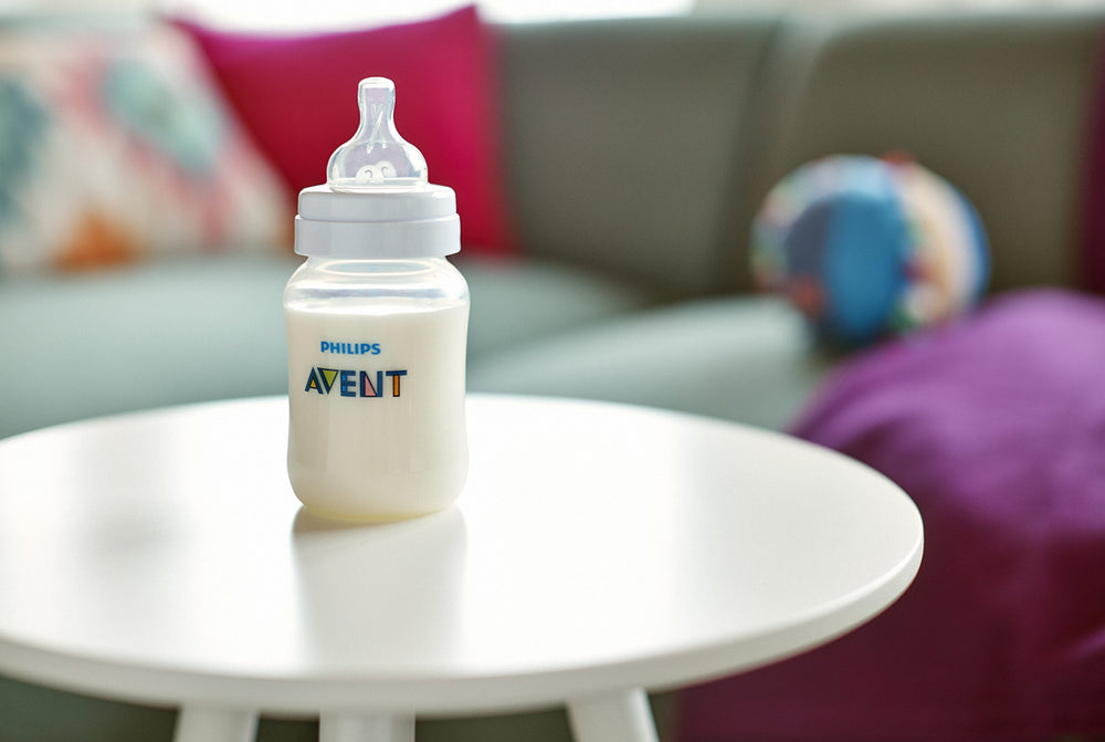 Philips Avent even-flow rate illustrating smooth milk flow during feeds.