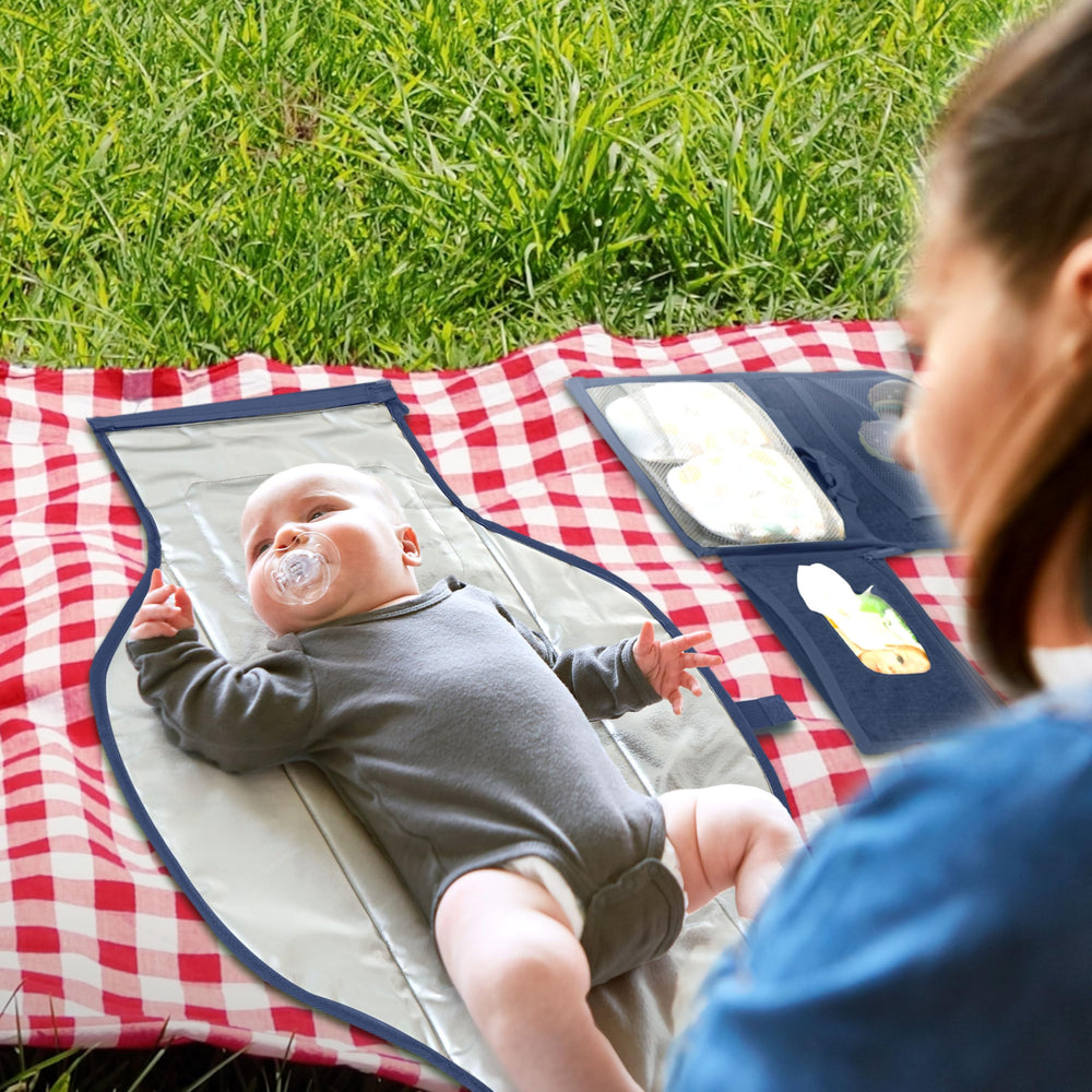 Pillani detachable storage pocket provides extra space when needed