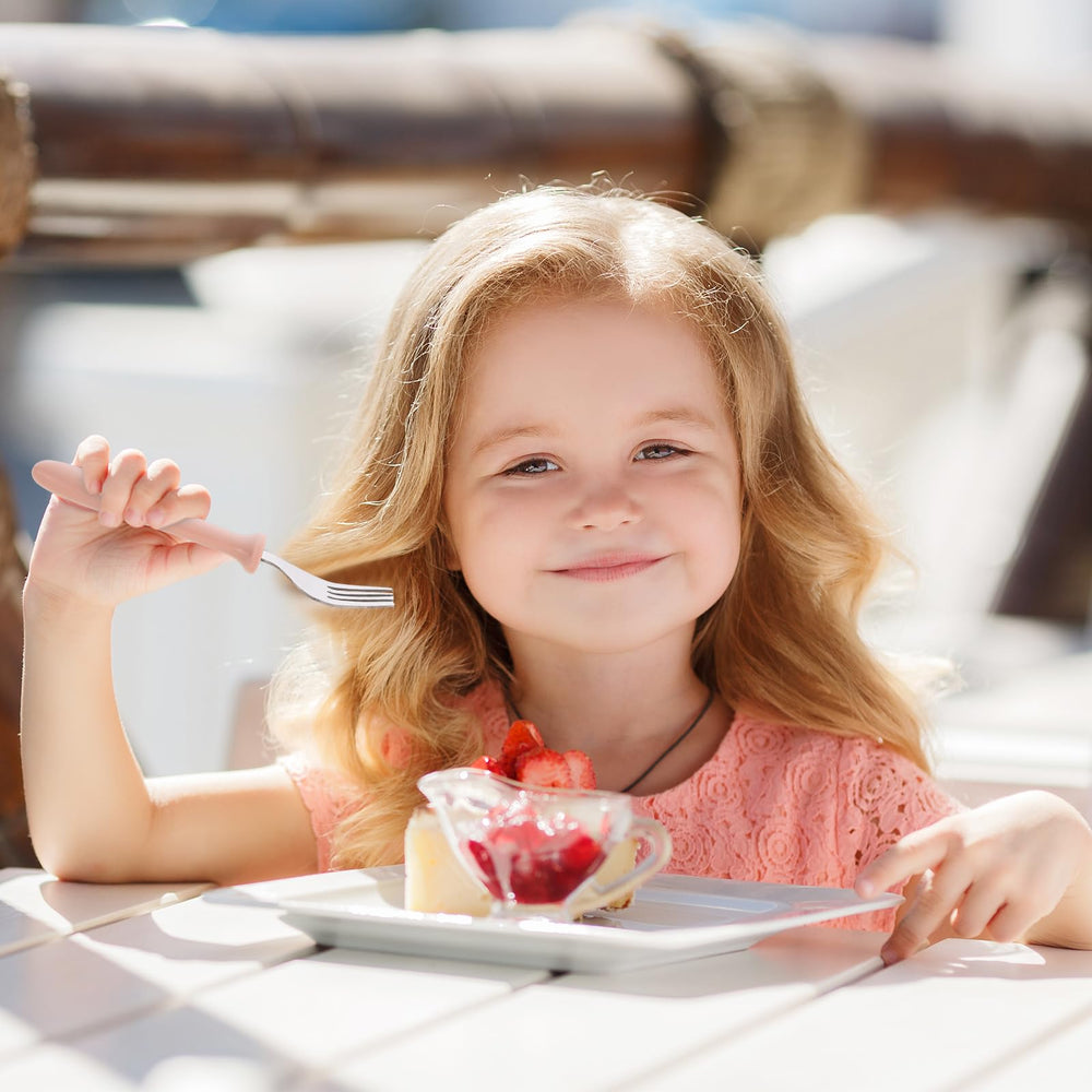 Pimoys modern color options make a gift-ready set for young eaters.