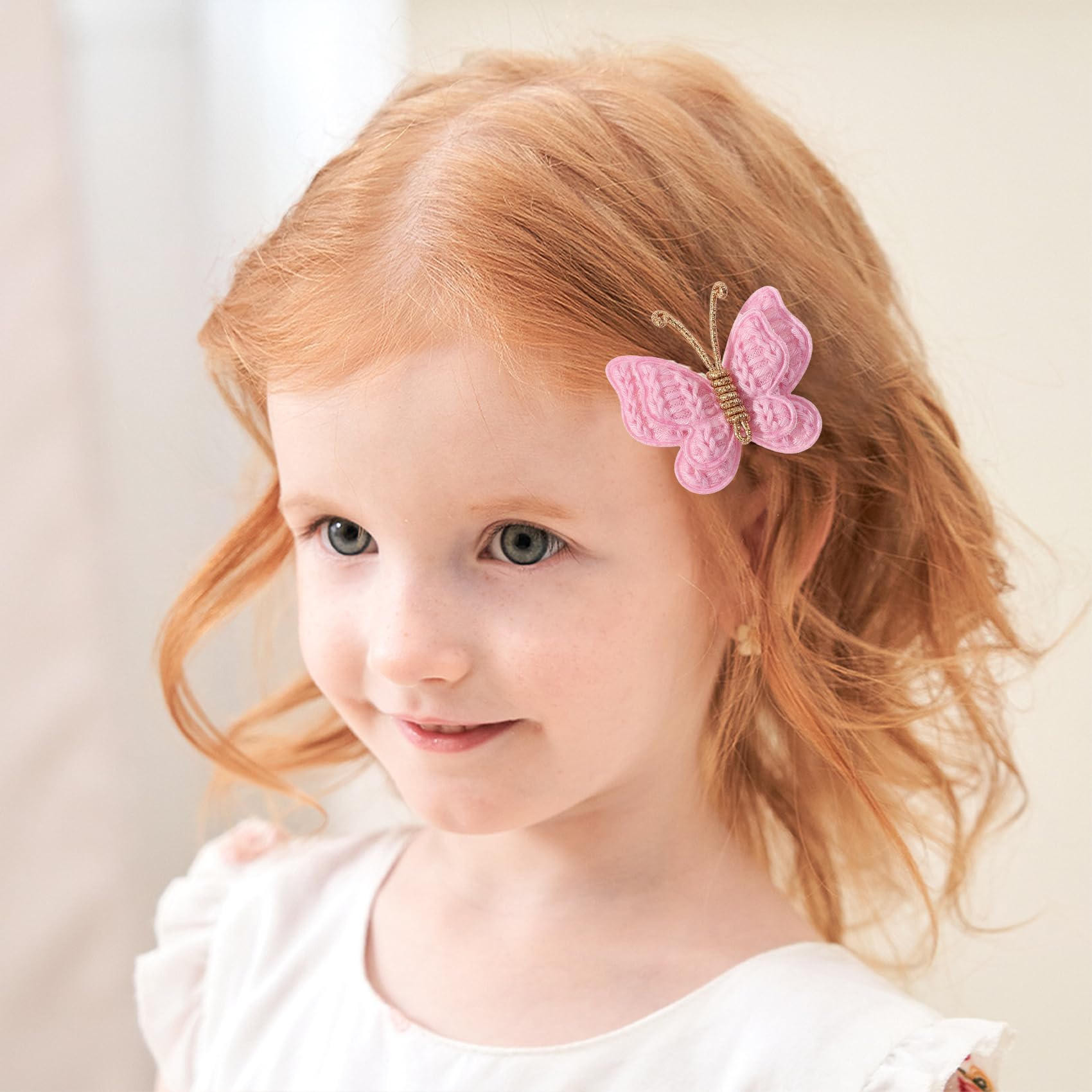 Pinkoriart butterfly hair clip closeup — handcrafted detail and secure grip.