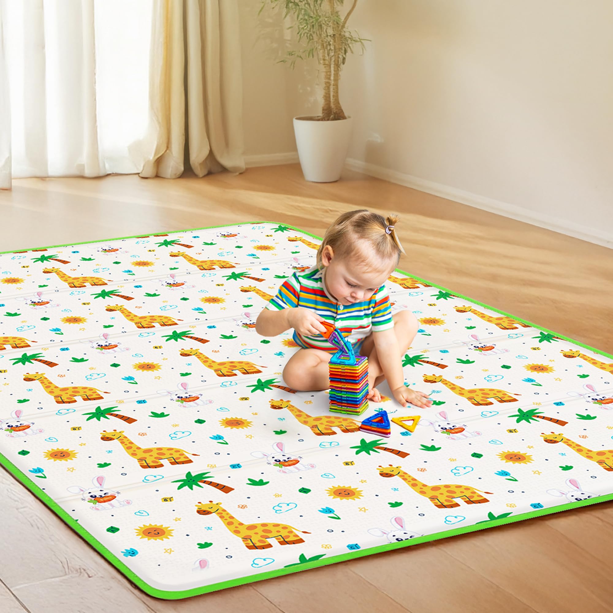 PLASKIDY reinforced edges and BPA-free materials ensure durability.