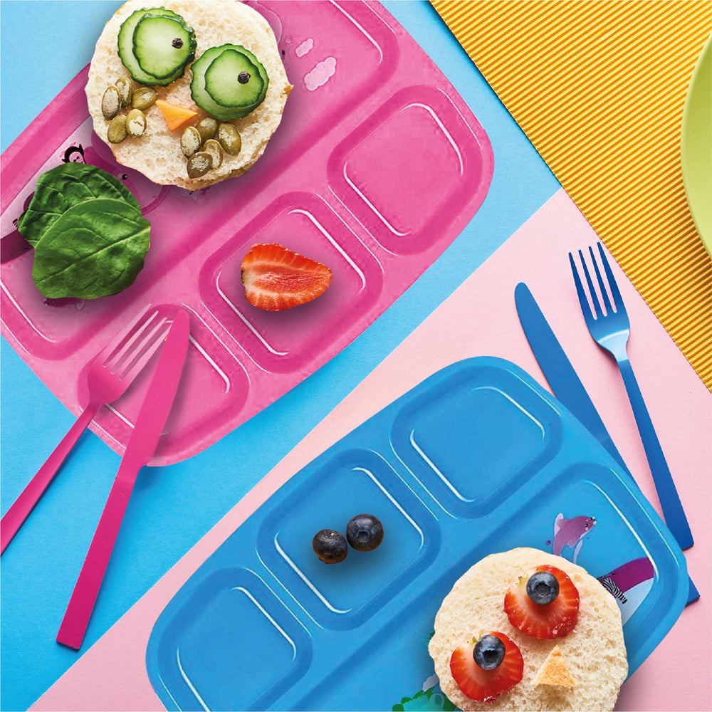 PLASKIDY BPA-free dishwasher-safe plates emphasizing safe cleaning for families.