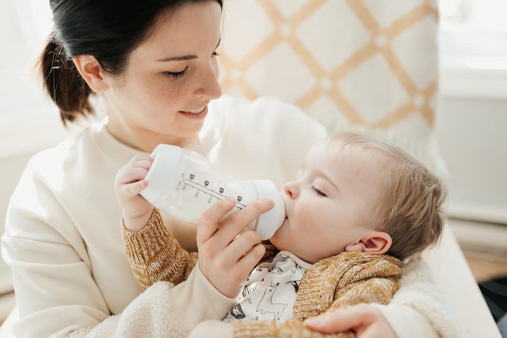 Playtex Baby Ventaire bottle milk-scene showing ready-to-feed setup.