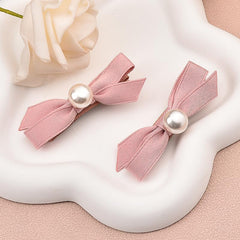 Pliwcas non-slip pink hair bow clip stays securely in place during activities.