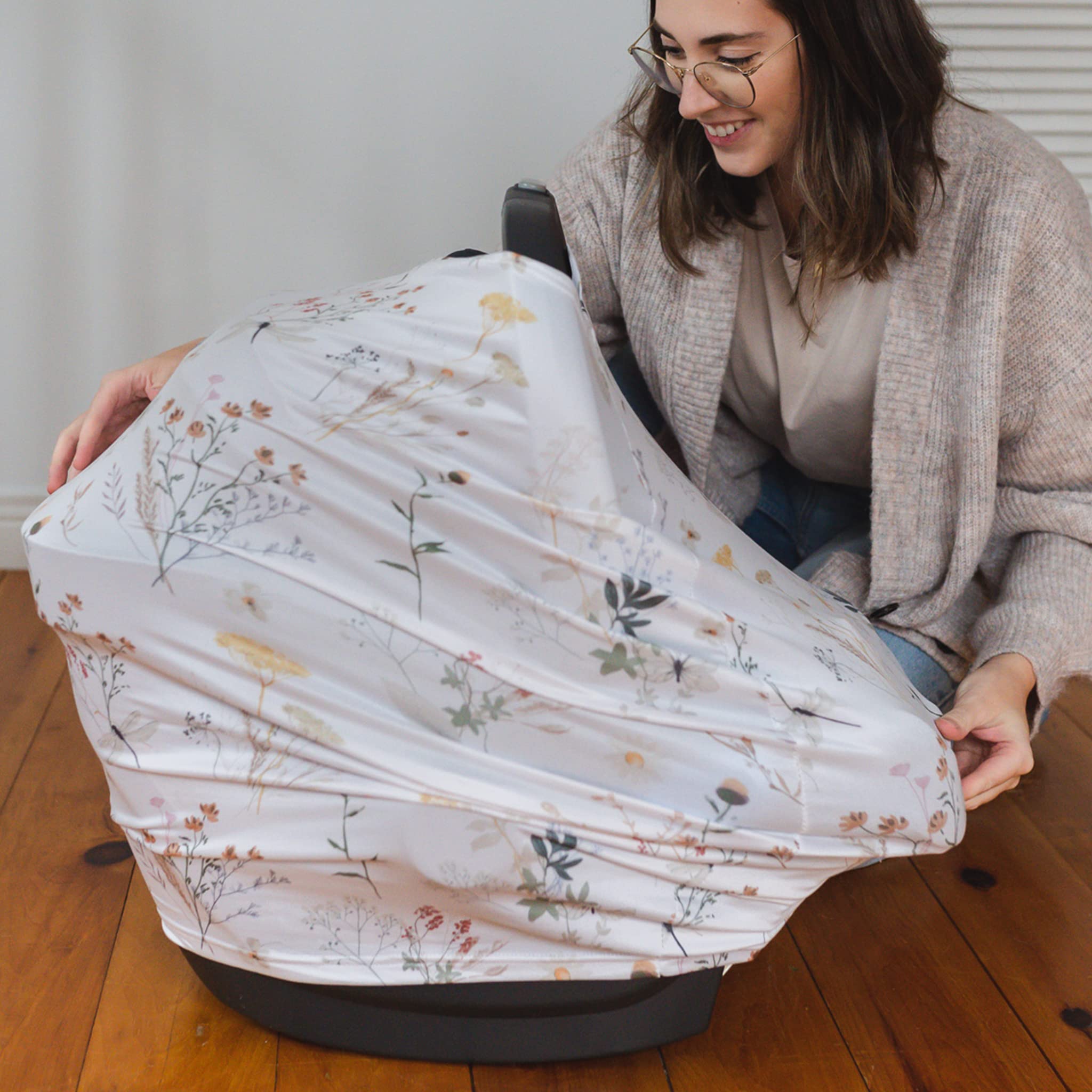 Pobibaby premium cover lightweight, versatile for daily mom life