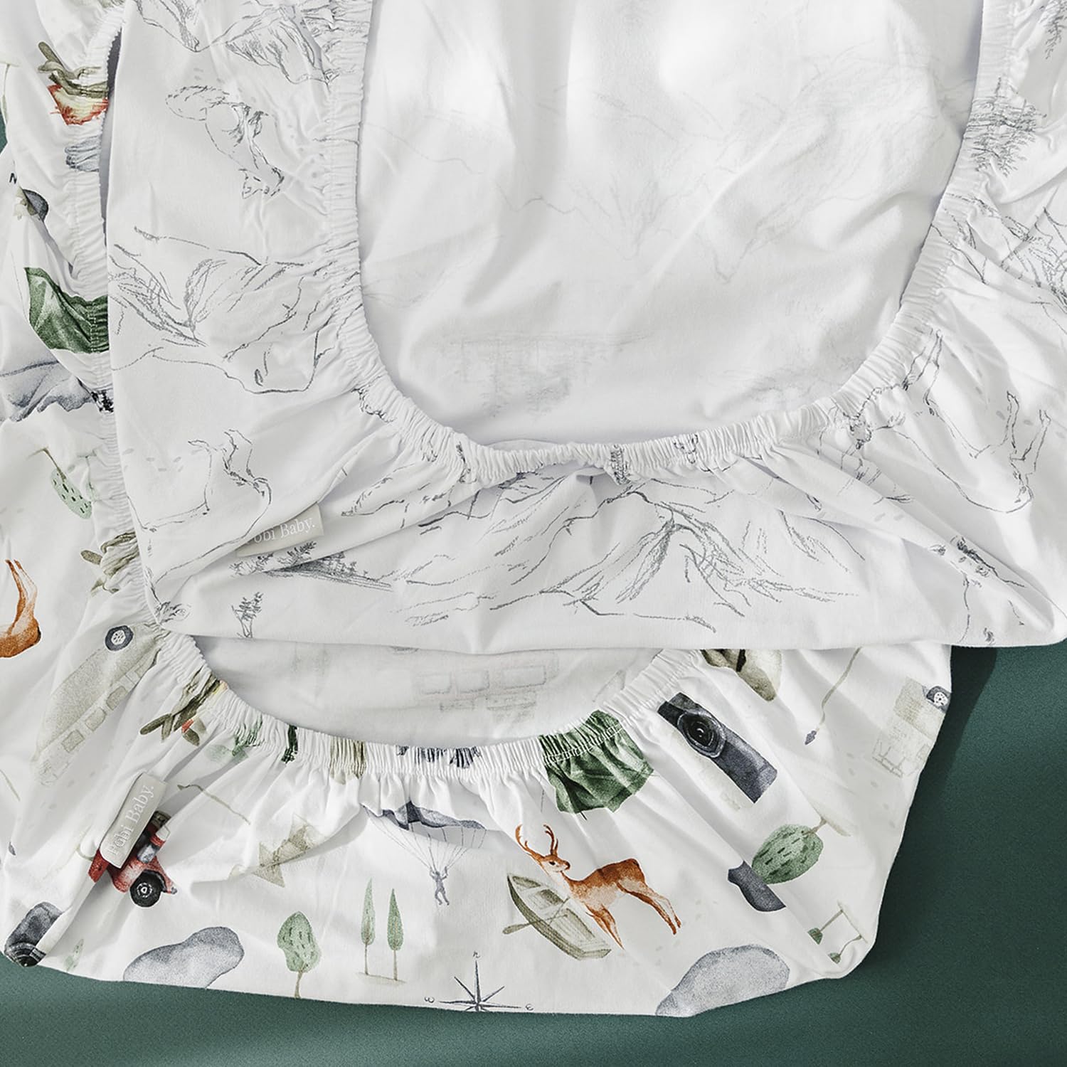 Pobibaby travel-ready sheet for on-the-go nursery comfort.