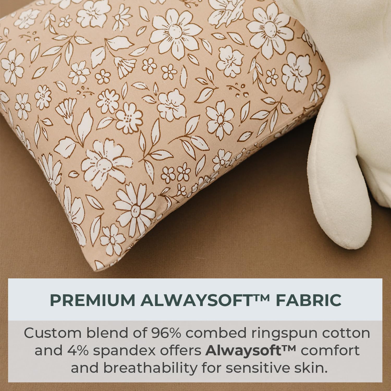 PobiBaby ultra-soft jersey-knit closeup highlighting gentle touch for sensitive skin.