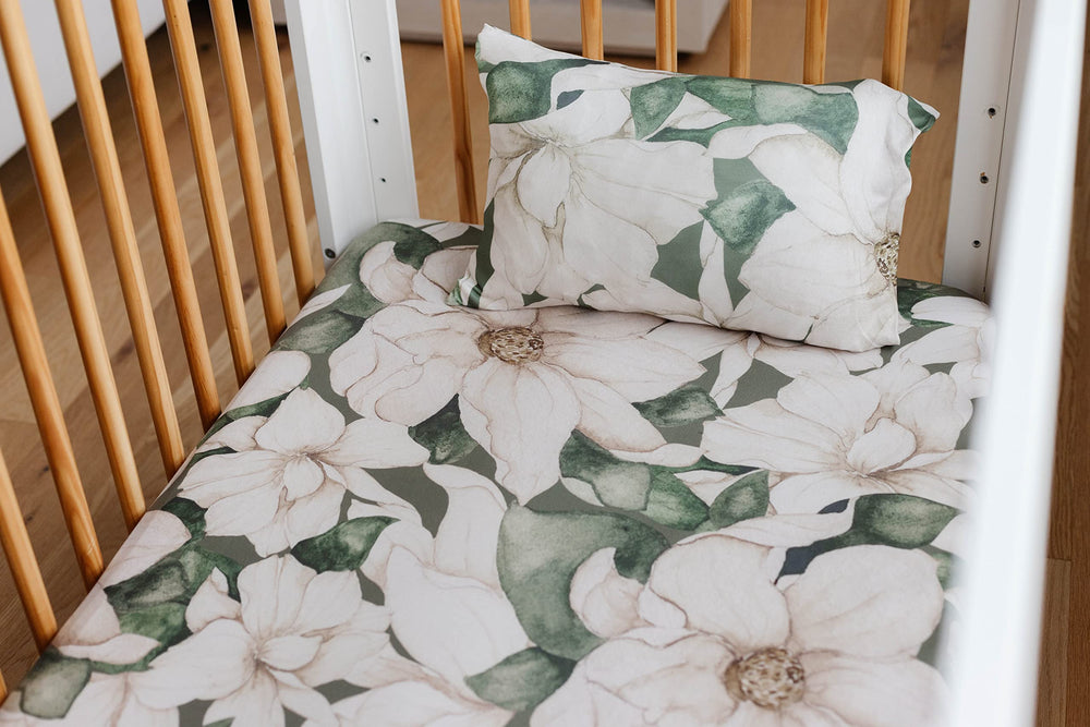 Pobi Baby Zephyr pillowcase stitched edge close-up demonstrates durable construction