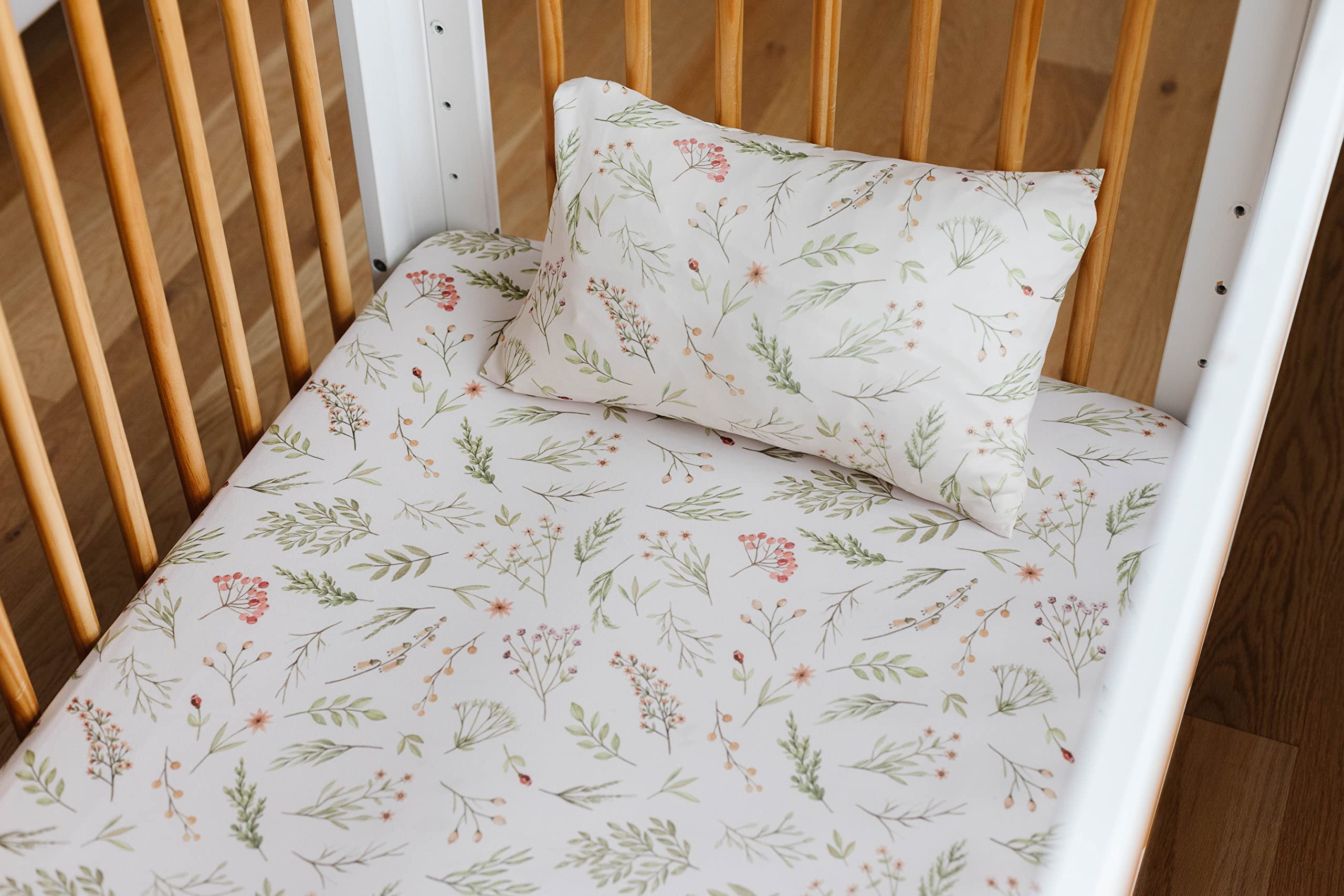 Pobi Baby Zephyr pillowcase in travel setup demonstrates compact, travel-friendly bedding