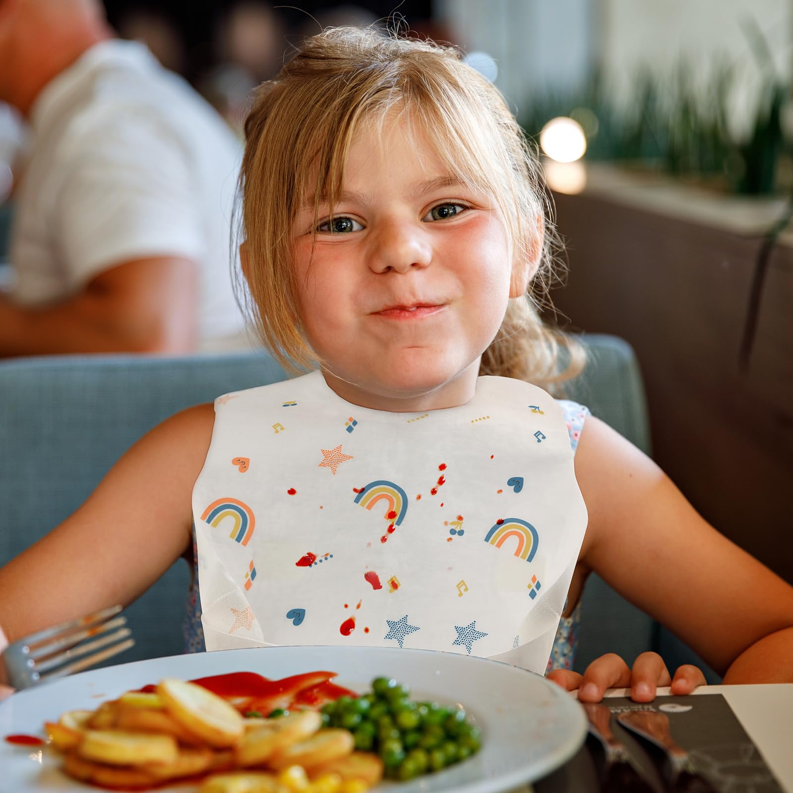 POIKSHARK absorbent-material-bib soaks up spills to protect clothes