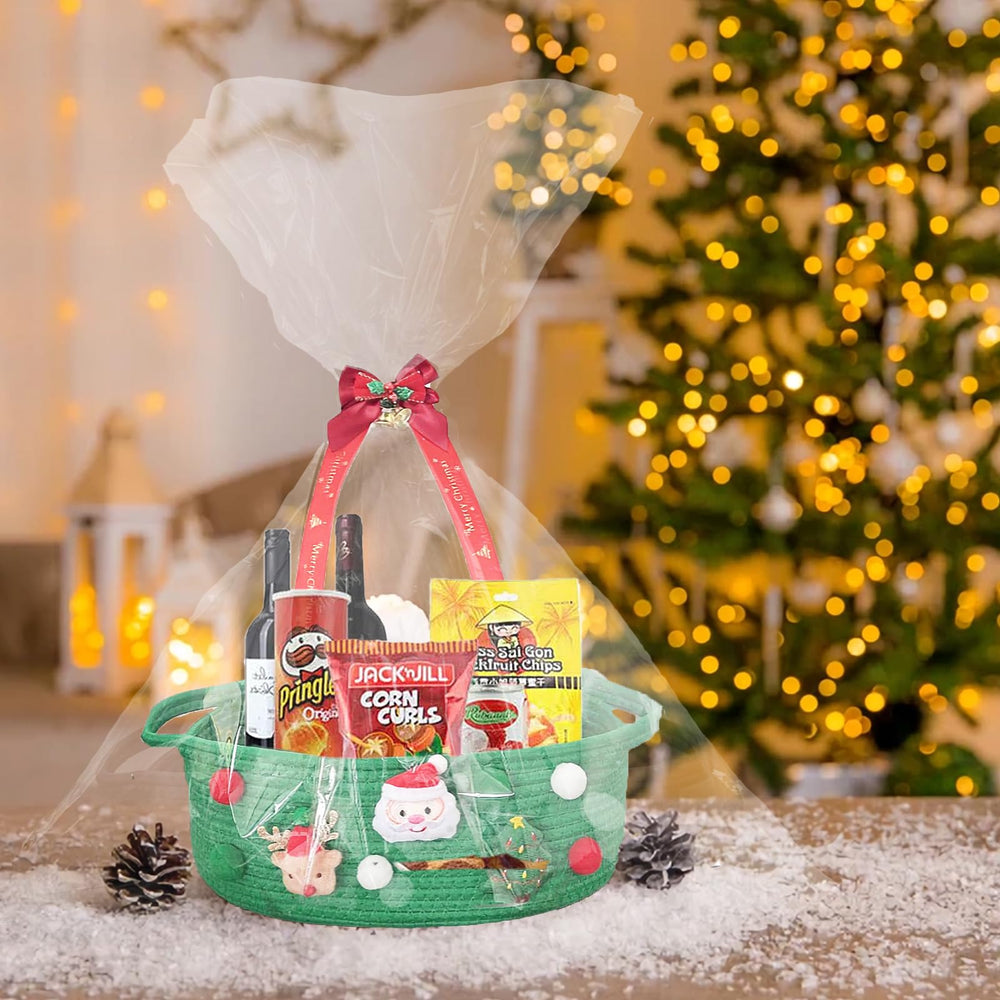 Poschnor felt accents provide playful detail on the basket.
