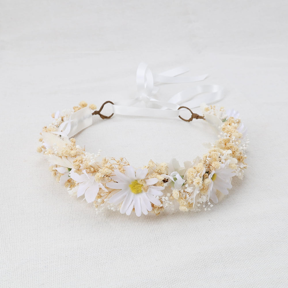 PoshMyra flower crown used as a photo prop for cake smash moments.
