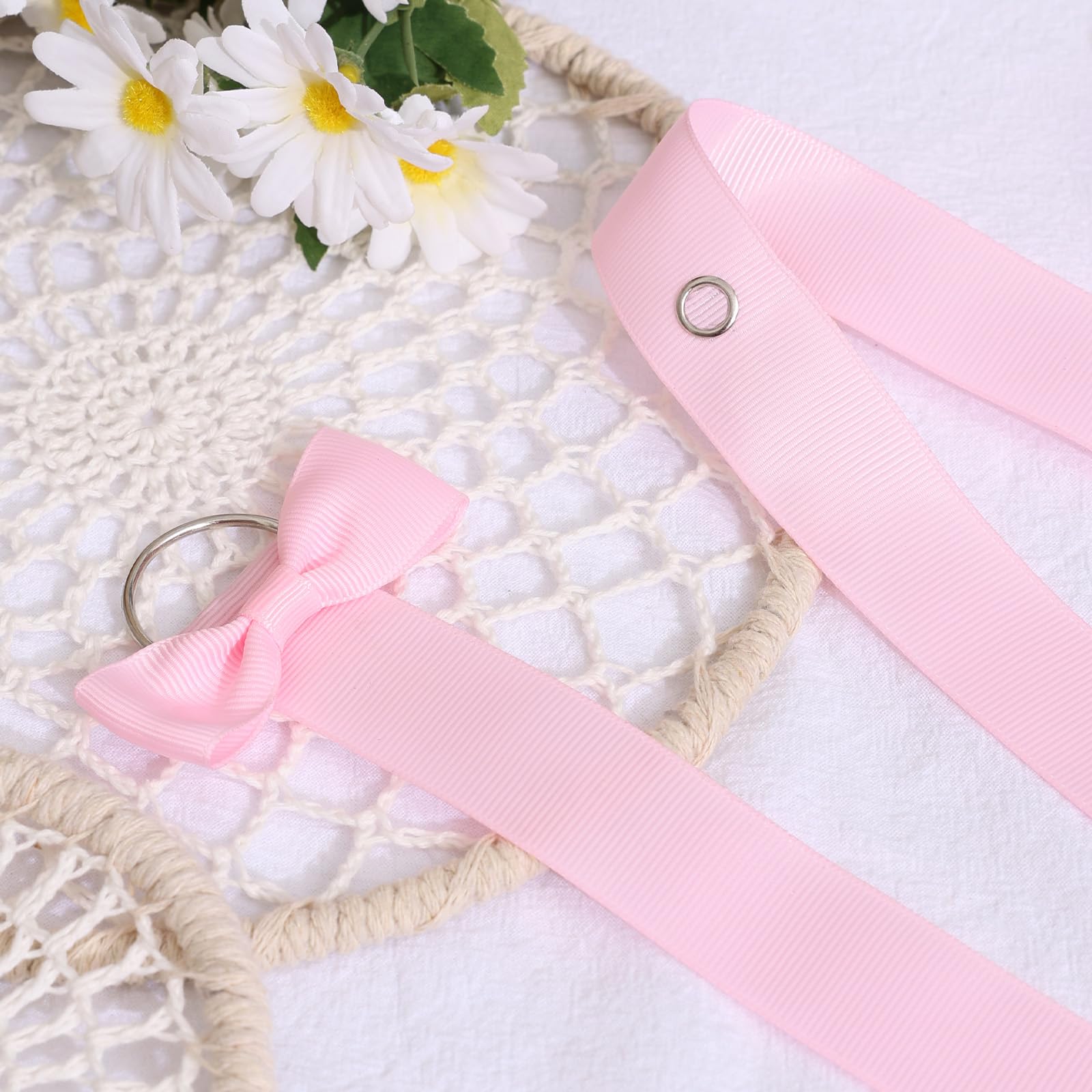 POVETIRE wall-hanging bow organizer fits nurseries and rooms with neutral colors.