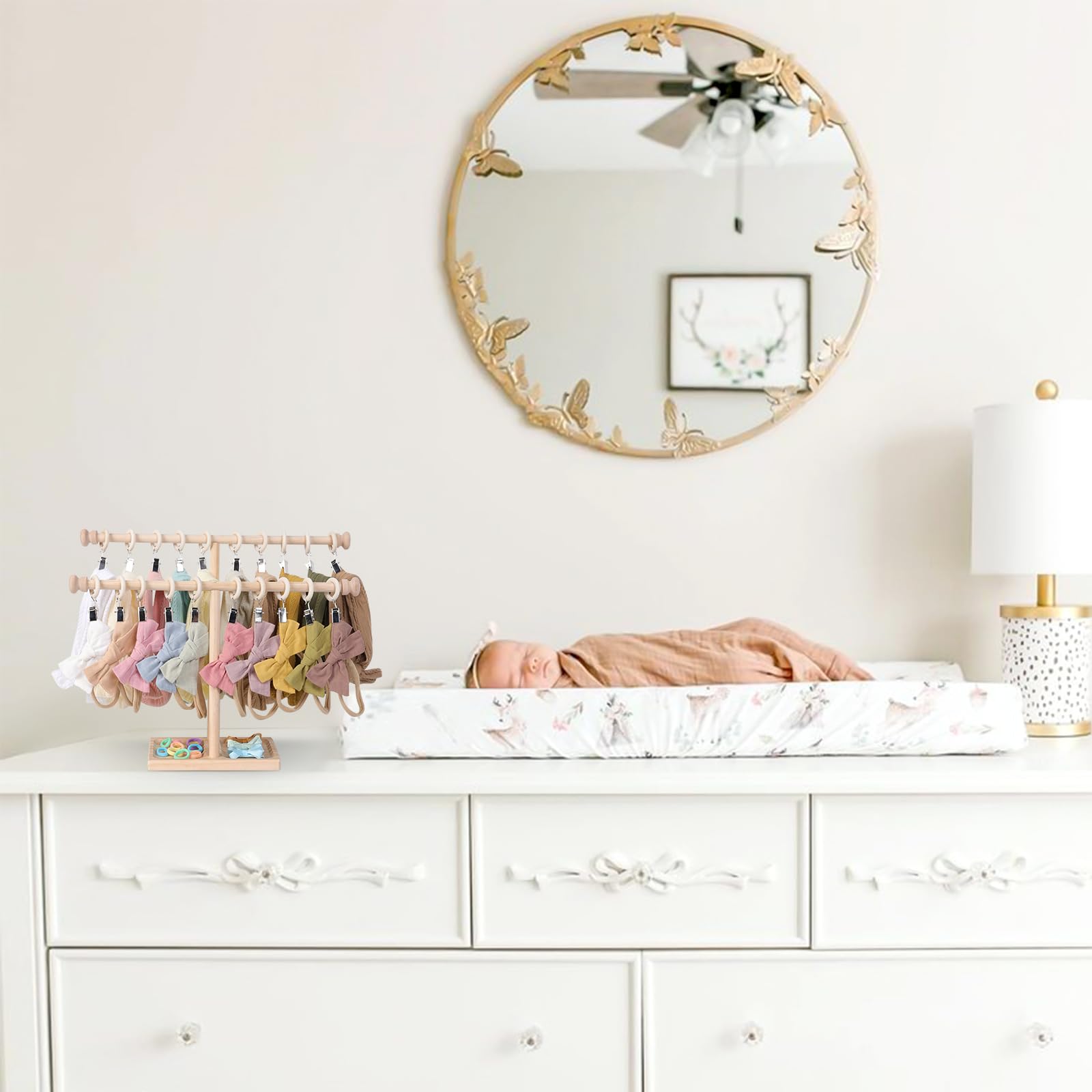 POVETIRE headbands on display helps quick outfit planning and dressing