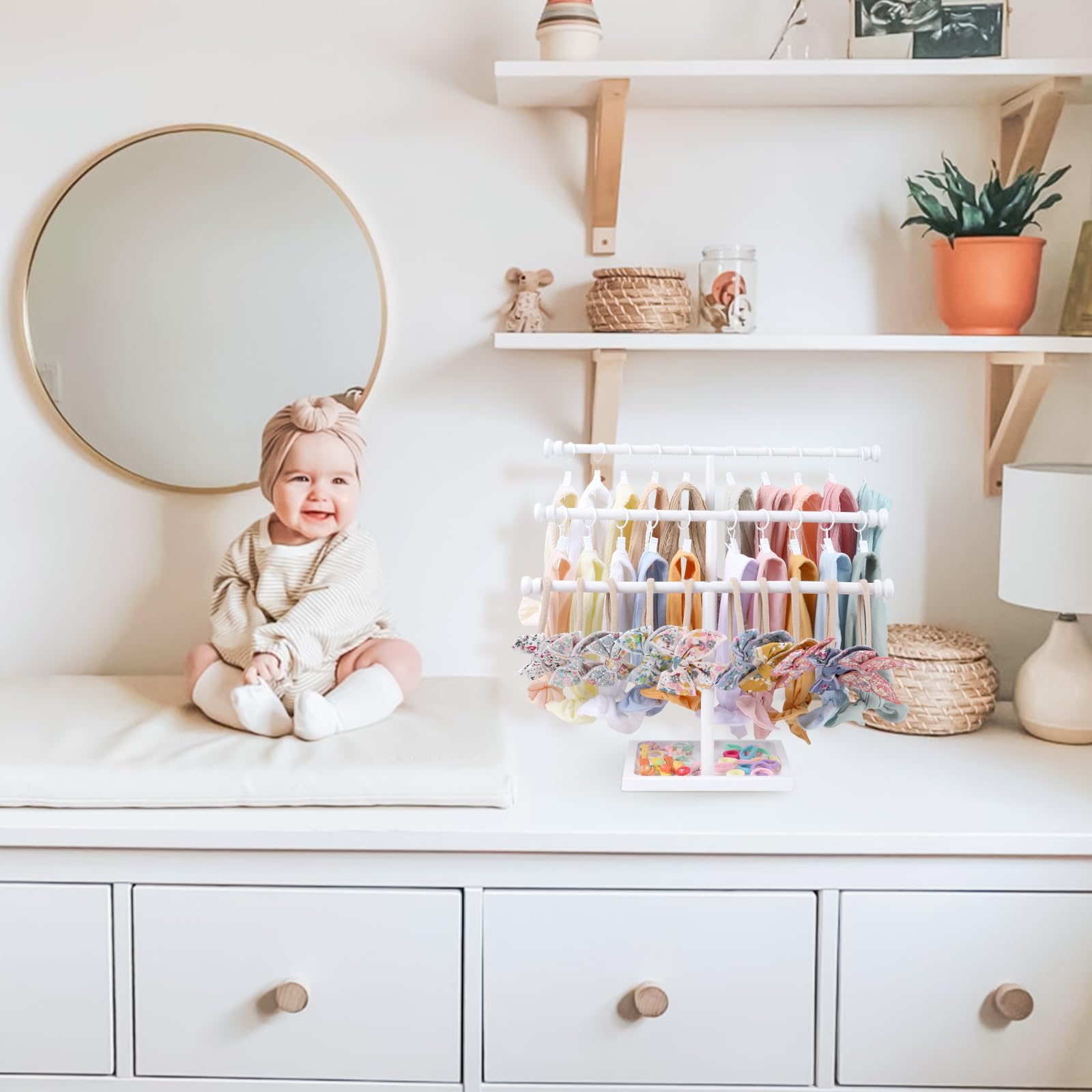 POVETIRE necklace, bracelets and hair ties storage beside bows