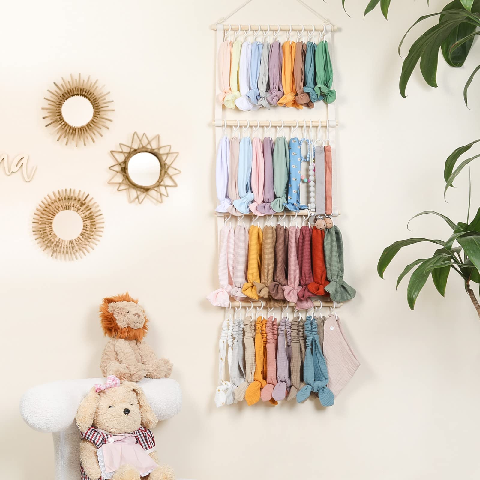 POVETIRE organizer for baby bows jewelry keeps items organized and within reach.