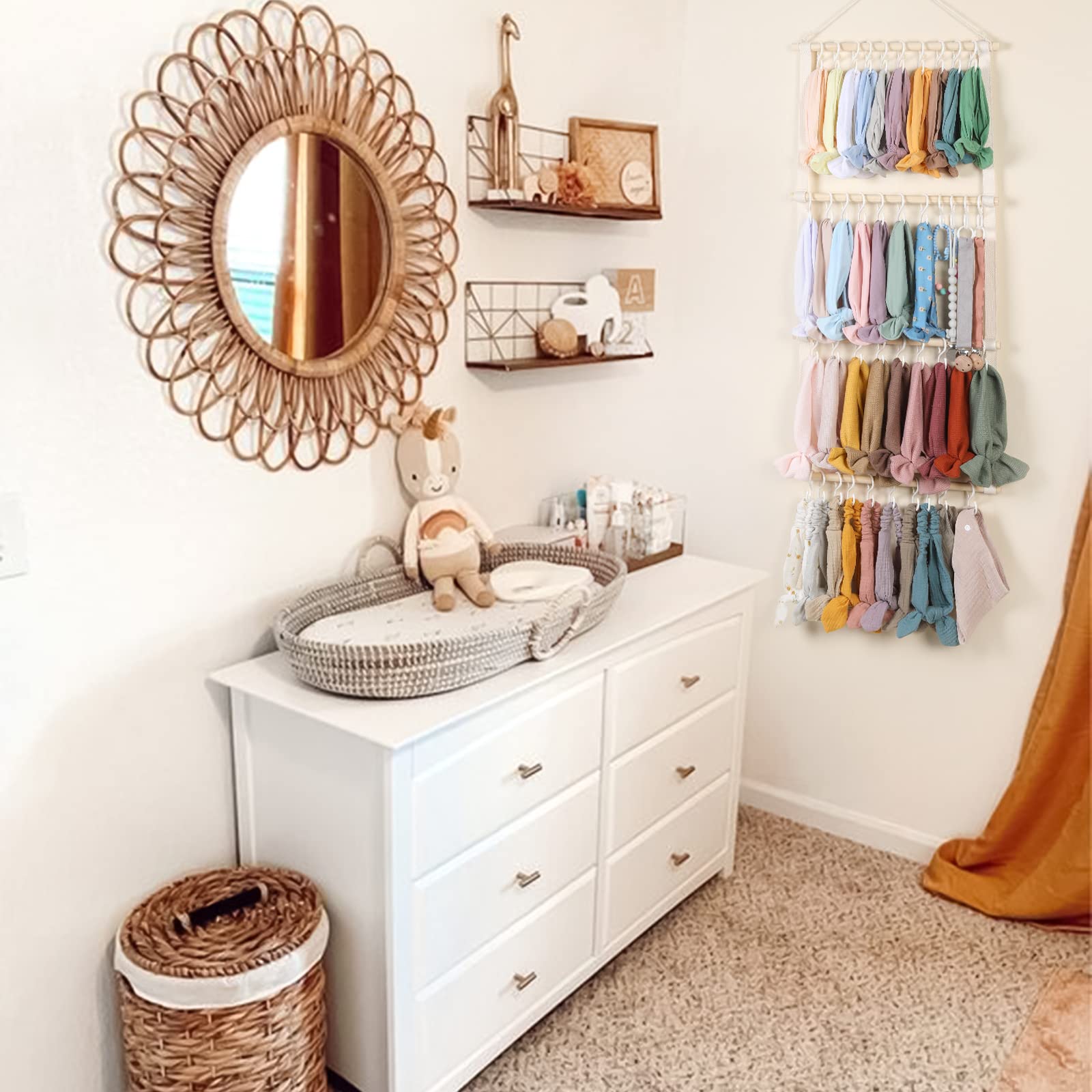 POVETIRE room decor nursery toddler-friendly wall hanging blends with any girlish space.