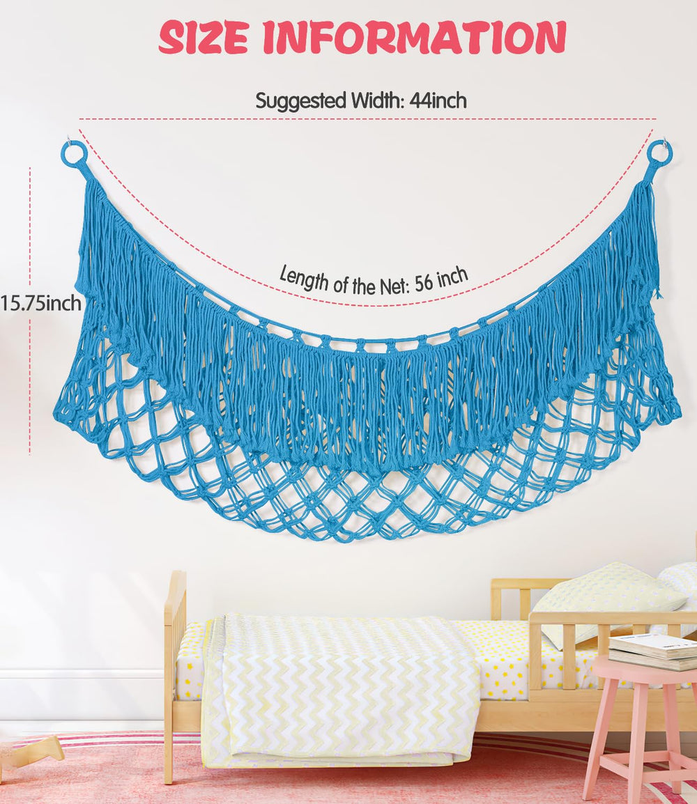 PrimZooty hammock metal rings and hooks enable easy wall mounting.