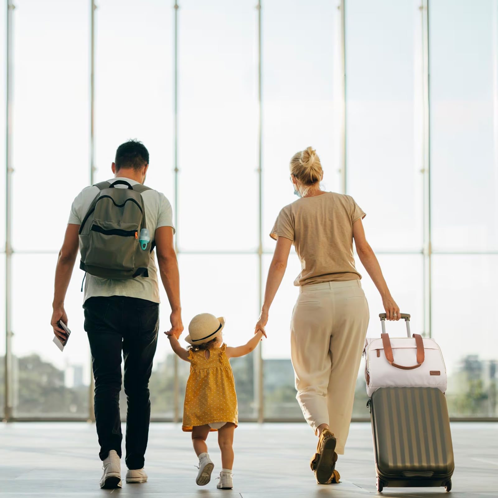 Pripher diaper bag durable zippers ensure long-lasting daily use.