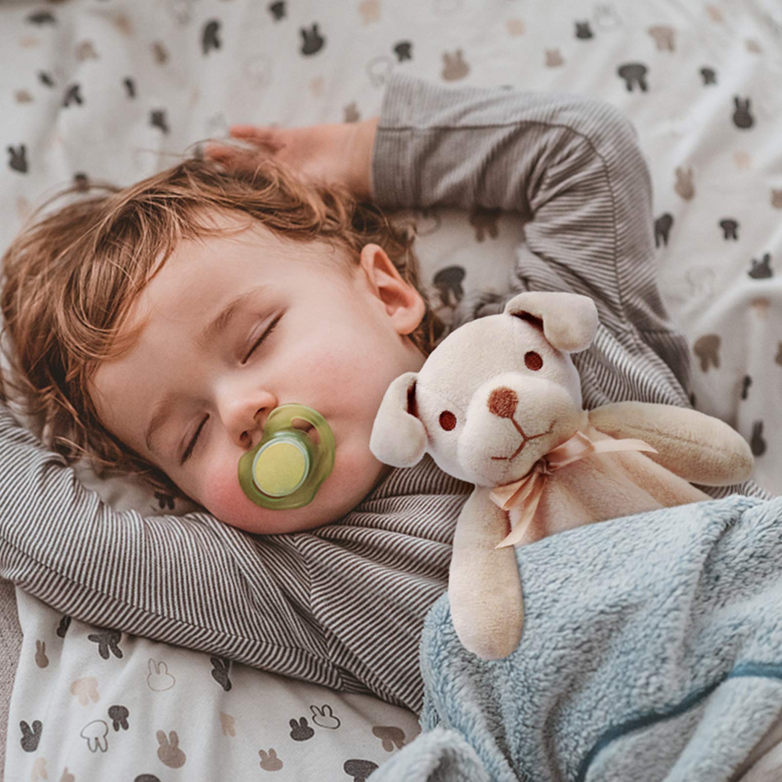 Pro Goleem dog security blanket closeup shows plush texture ideal for soothing babies