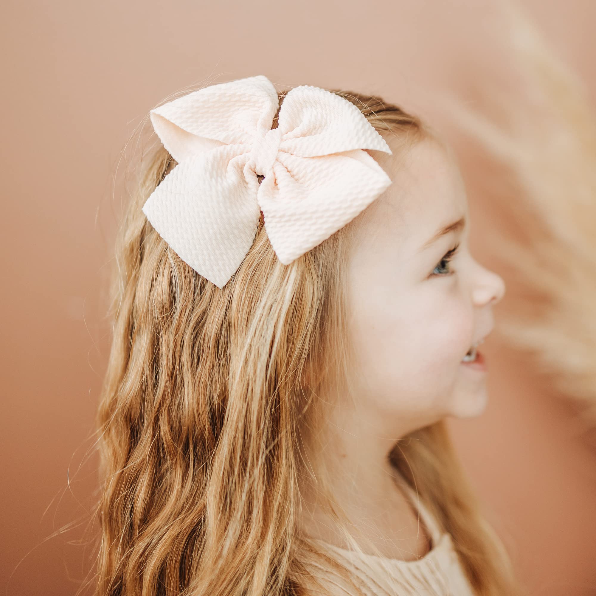 Prohouse secure-alligator clip bows with teeth for reliable hair hold.