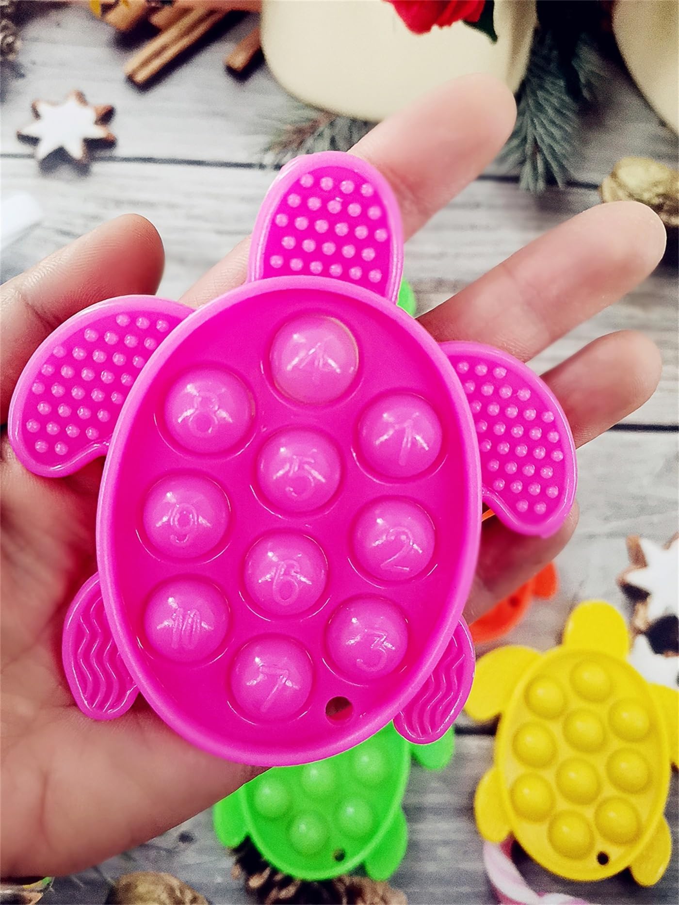 PSDFH teething fidgets for kids—soft silicone and bright colors capture attention