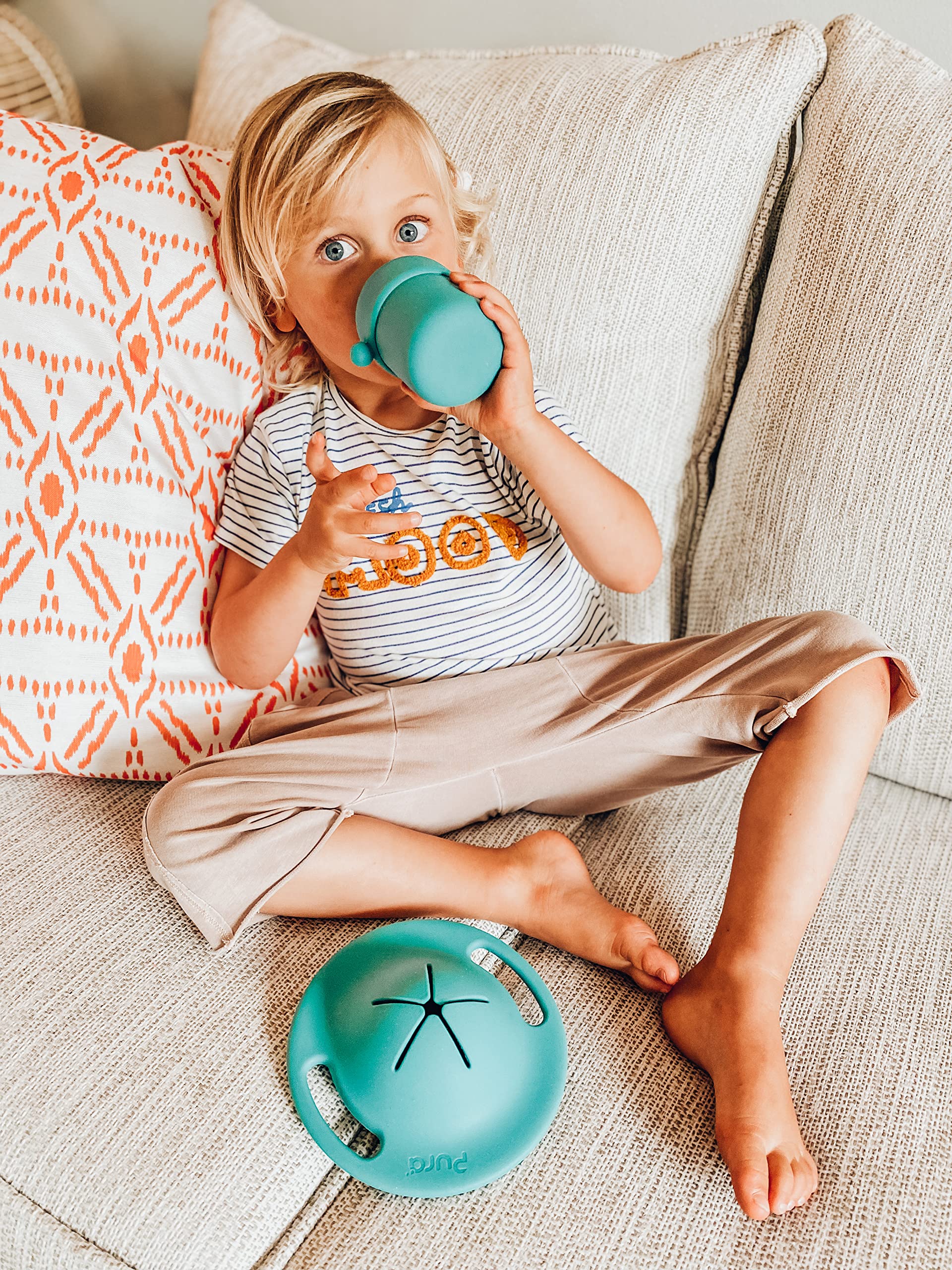 Pura my-my 5oz platinum silicone material close-up emphasizes safety and durability