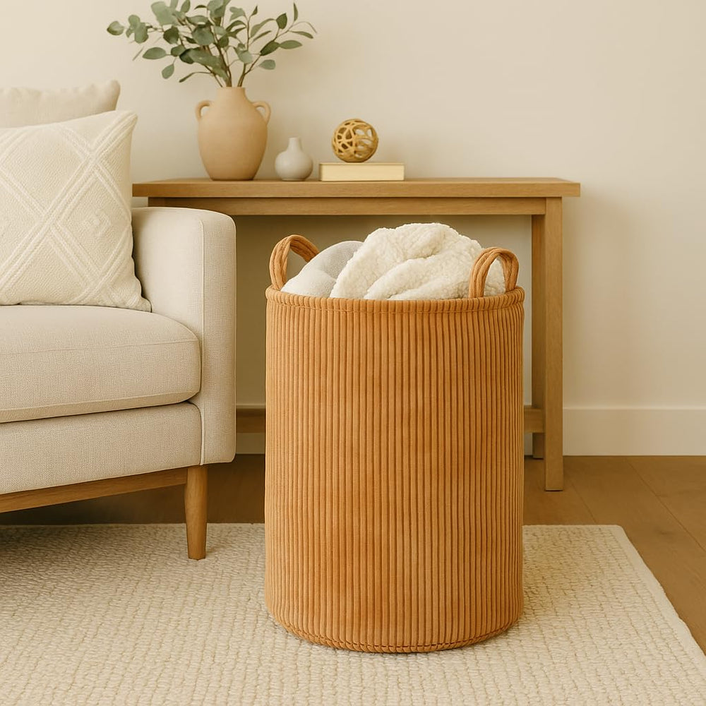 PUTSKA basket crease relief demonstration image showing smoothing folds with pillows.