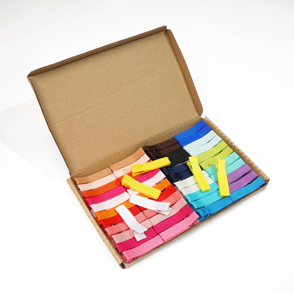 Qearl clips color assortment highlights 25 colors for versatile looks.