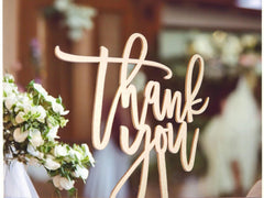QENWWENG Thank You Table Sign Wood Grain Closeup highlights natural texture for elegant decor.