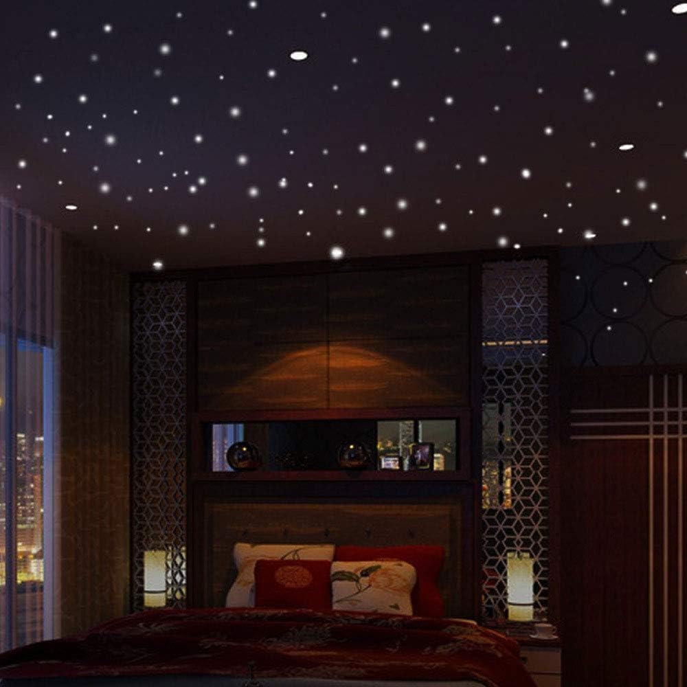 Qintreesify indoor-outdoor glow dots suitable for versatile spaces